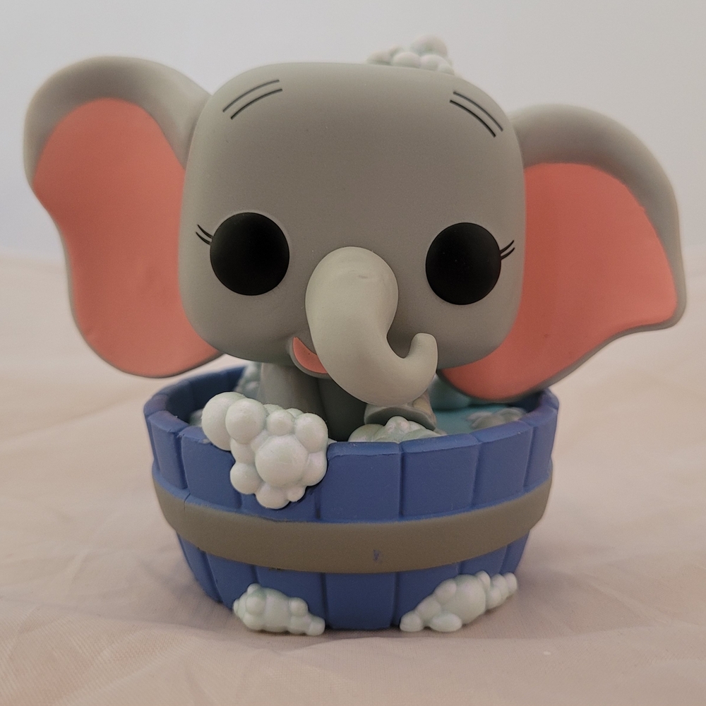 Disney Dumbo in Blue Tub - Vinyl Figure - Funko Pop Figure
